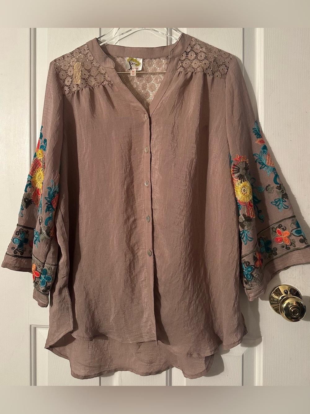 FIG and FLOWER Anthro M Romantic Bohemian Lace Floral Bell Sleeve Button Blouse